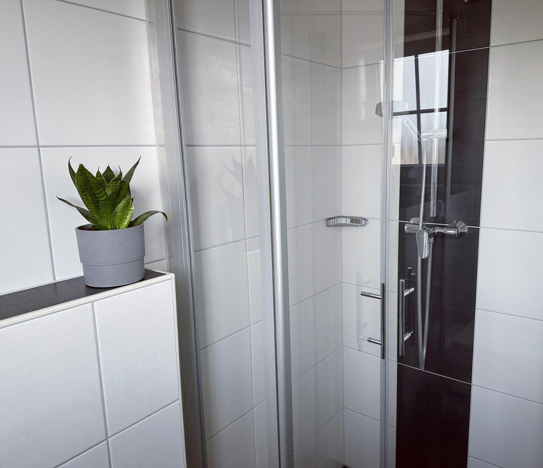Apartment Kirschbluete2 Norden Szoba fotó